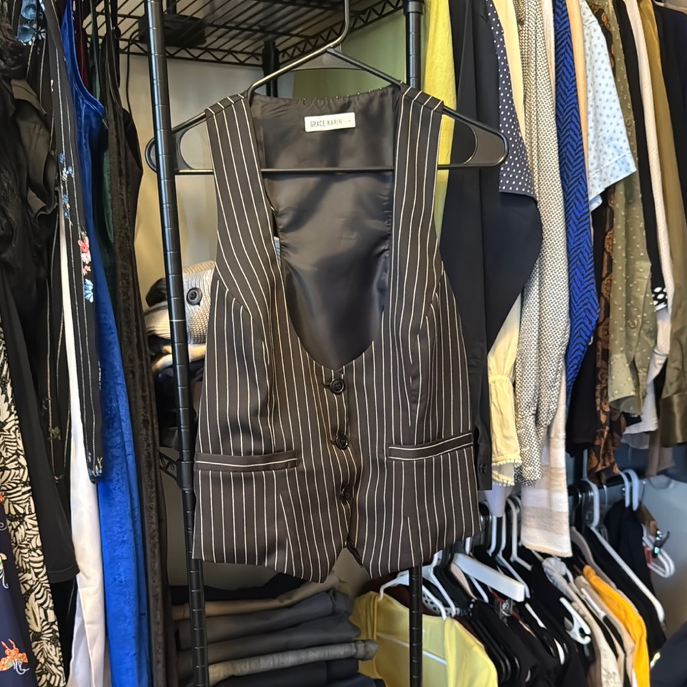 Grace Karin - Pin Striped Vest